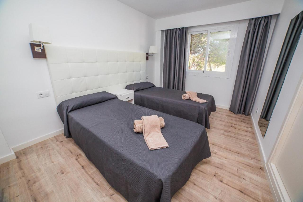 Appartamento con 2 Camere da Letto e Vista Mare